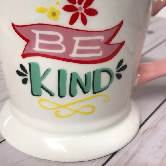 SALE Coffee Mug BE KIND Floral Statement Mug NWT 16 oz - Picture 6 of 8